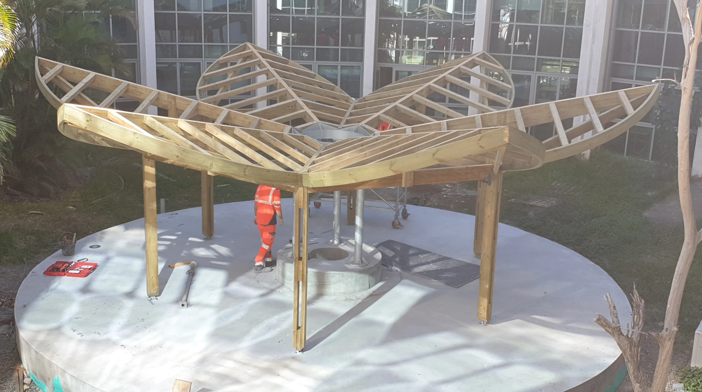 Kiosque, mobiliers extérieurs